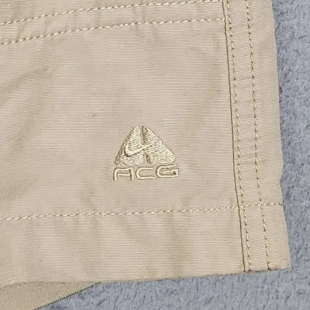 Nike ACG Equipment Skort Womens 4 Beige Lined Trail Hiking Pockets Outdoor